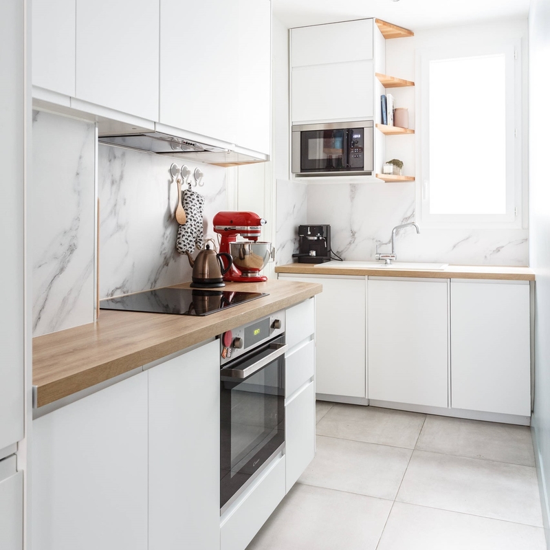 Il nuovo professionista progetta il produttore bianco moderno su ordine delle porte dell'armadio da cucina della melammina degli armadi da cucina