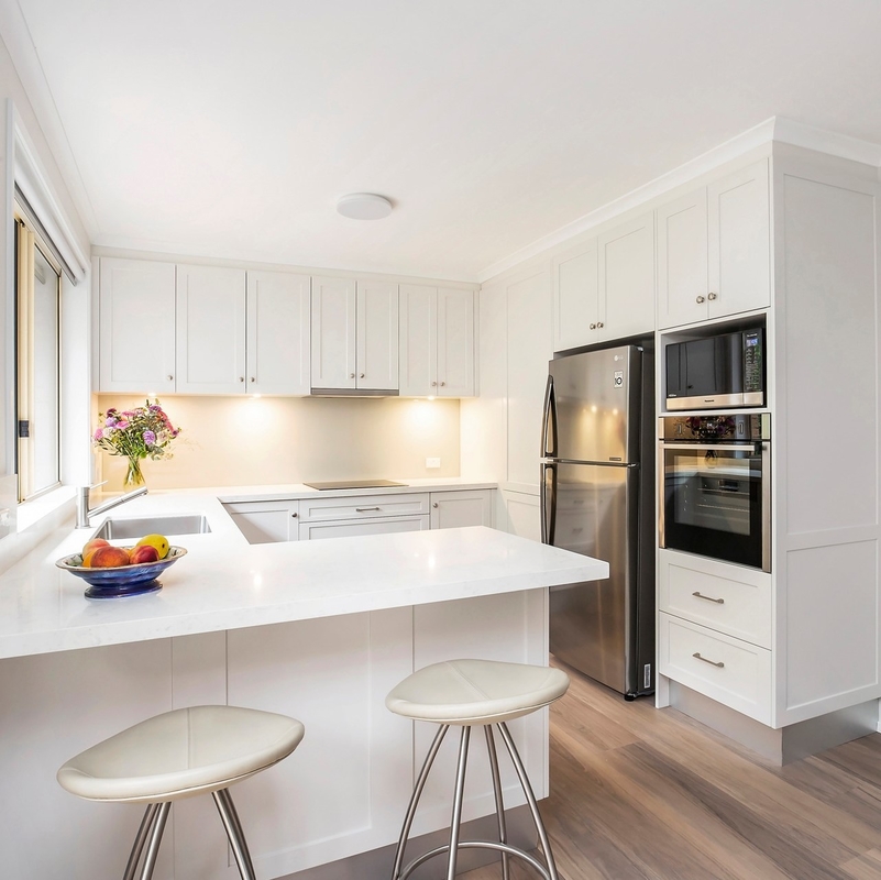 MDF bianco a forma di U del centro di Shaker Lacquer Kitchen Cabinets 18mm HMR