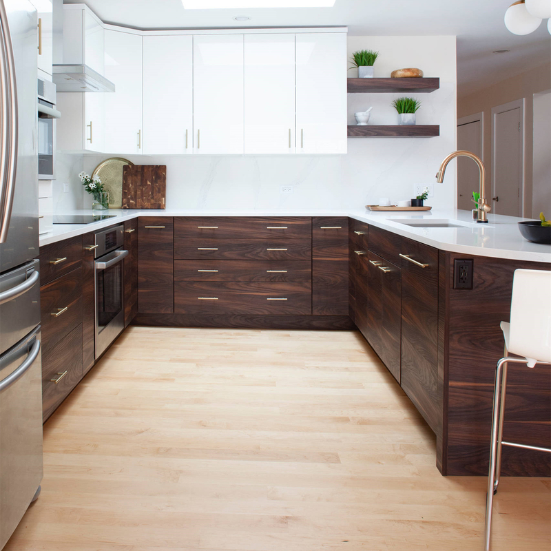 Schermo piatto bianco Matte Brown Timber Veneer di alta lucentezza dei Governi di Shaker Style Particle Board Kitchen