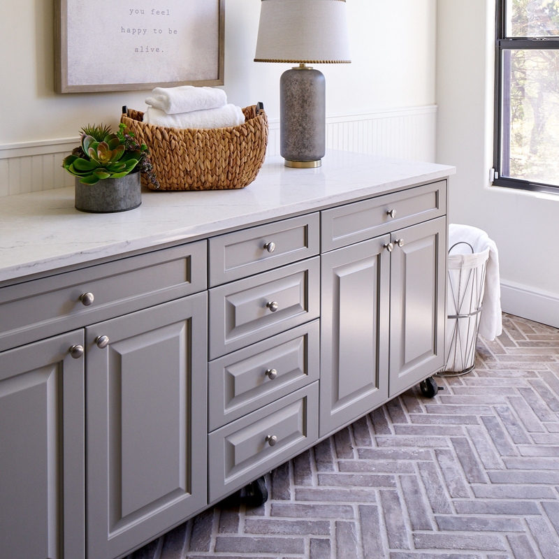 Bacino di mano europeo antico di Pale Grey Bathroom Vanity With Wash di legno solido della quercia rossa