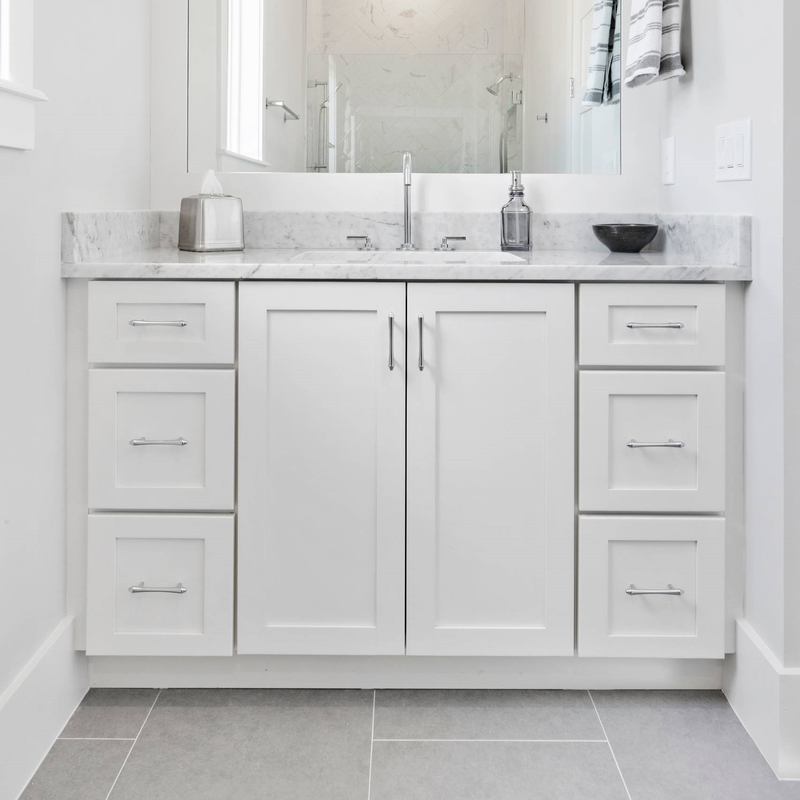 La vanità diritta unica del bagno di Shaker Style Multi Color Lacquer ha messo sanitario