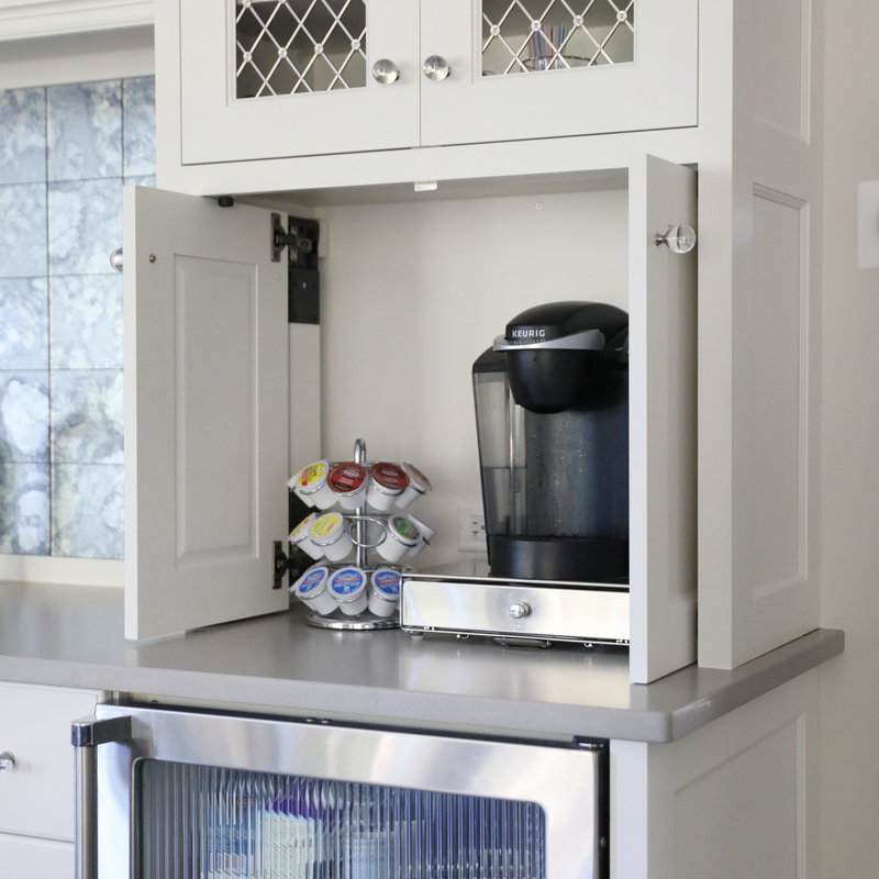 Governo di parete di Furniture Modular Kitchen del nuovo modello Shaker Style Kitchen Pantry Grey bianco Shaker Island Cabinet Storage