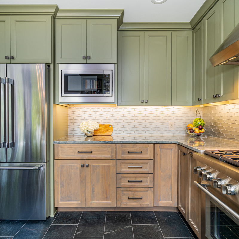 Verde a forma di U Shaker Style del Governo di legno solido e della dispensa dell'unità di base della cucina dell'armadietto