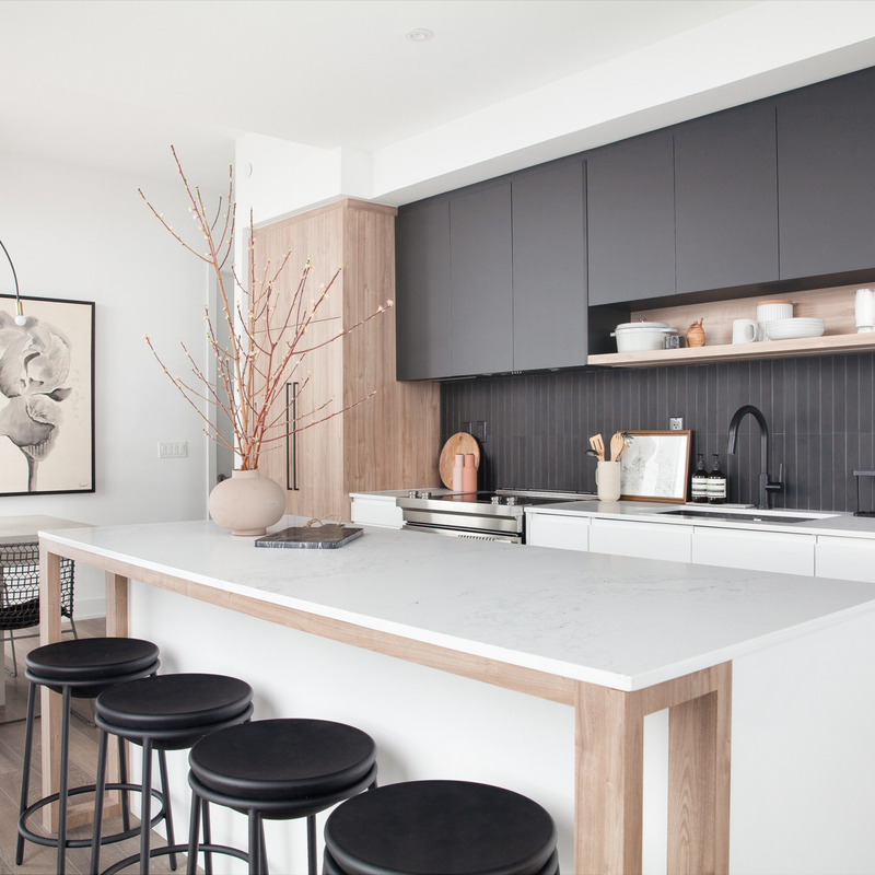 Il fuoco di Matte White And Grey Lacquer sull'armadio da cucina moderno di lusso di progettazione del Governo ha messo l'imballaggio montato