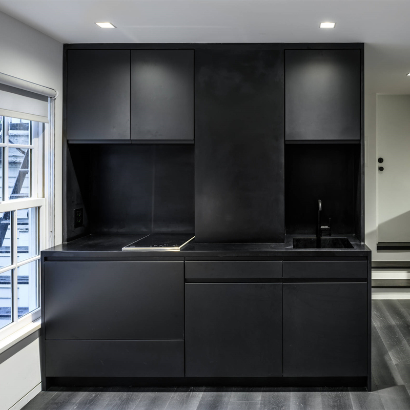 Pronto per l'assemblaggio Mobili da cucina di piccole dimensioni Armadi da parete In bianco e nero Armadi da cucina in cartone Disegno semplice